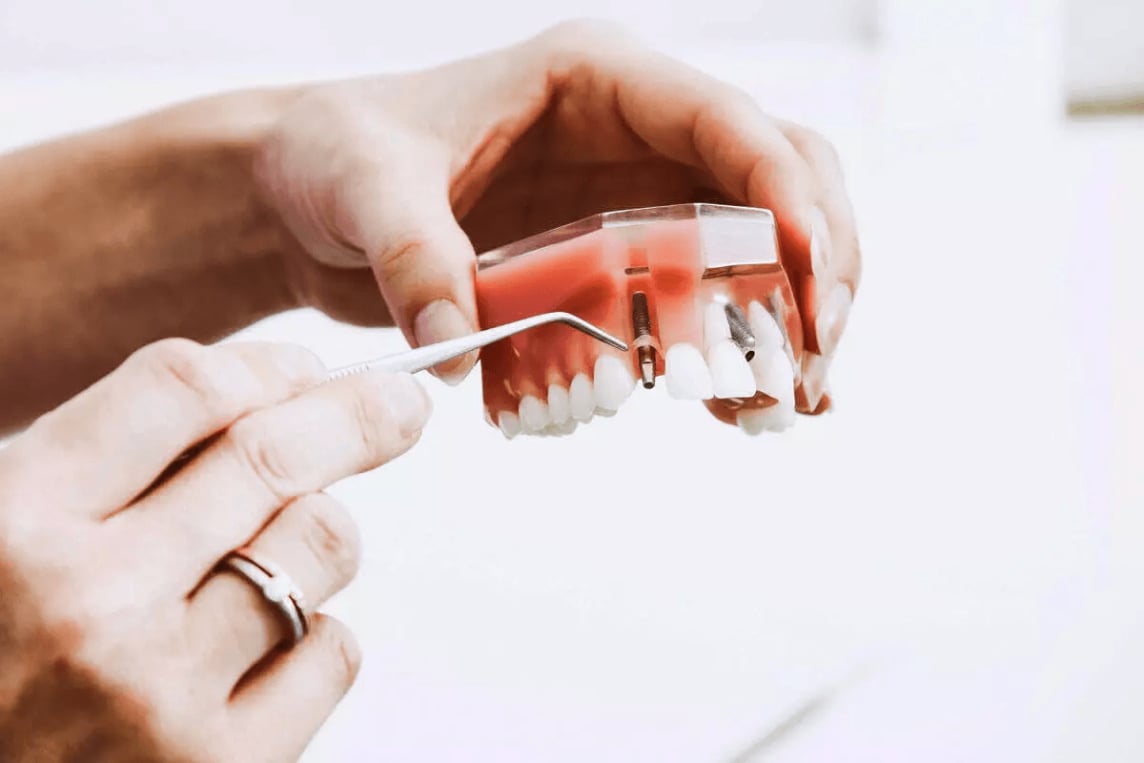 Medikament Ağız ve Diş Sağlığı Polikliniği | Efeler-AYDIN